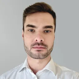 Bartosz Adamczyk